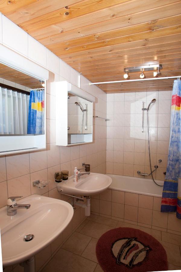 Haus Waldheim Grachen Apartment ภายนอก รูปภาพ